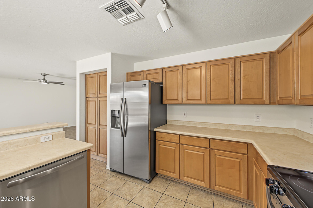 797 E Desert Holly Circle - Photo 4