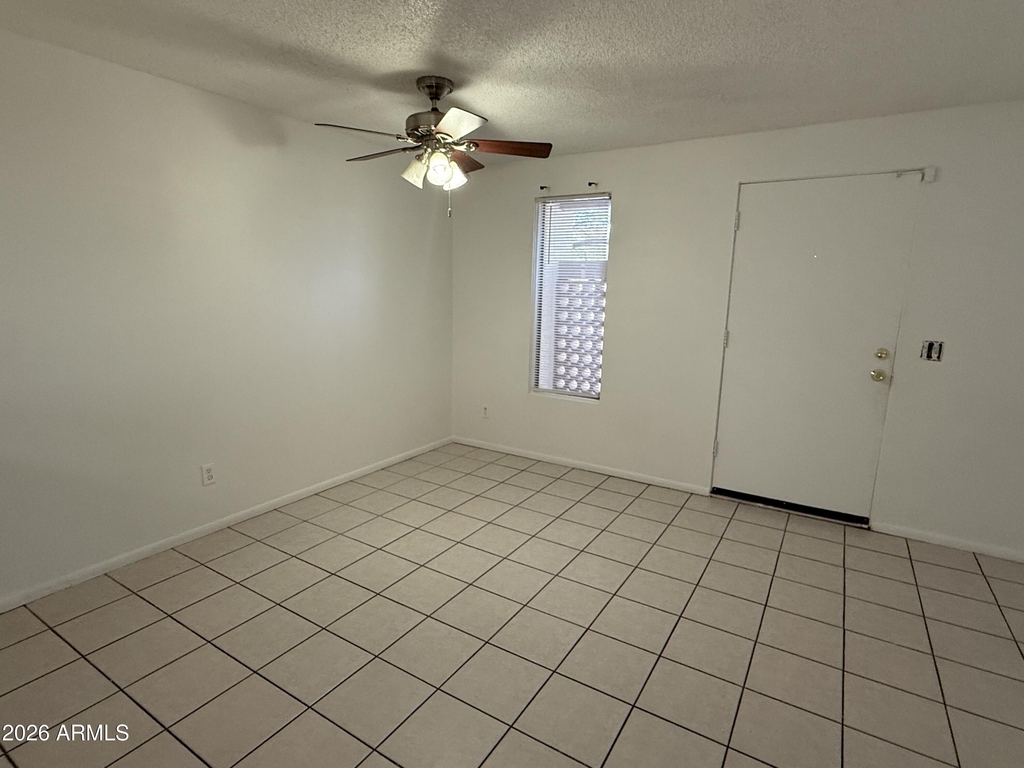 8823 N 8th Street - Photo 7