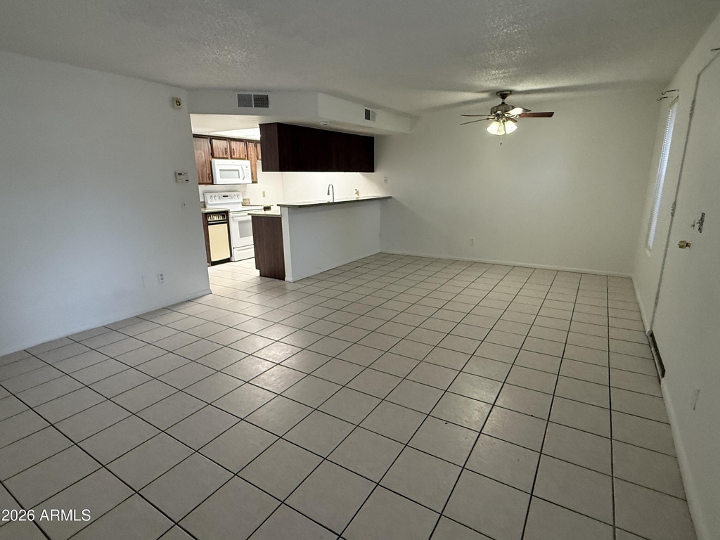 8823 N 8th Street - Photo 5