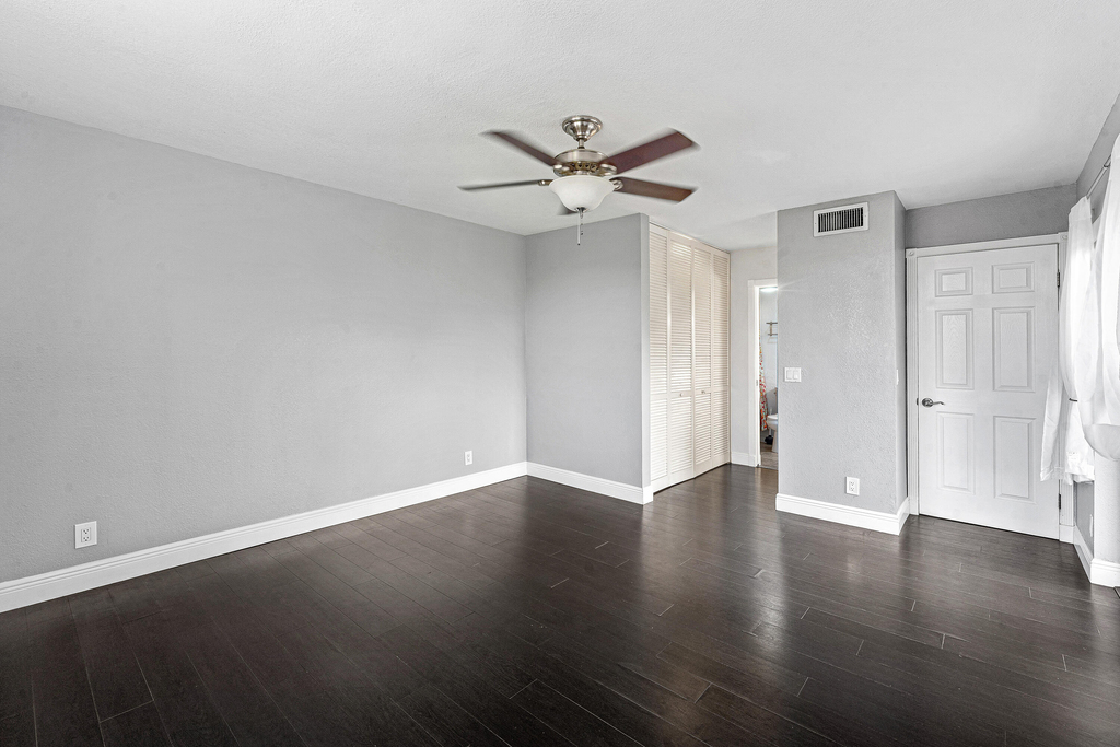 3754 Victoria Drive - Photo 17