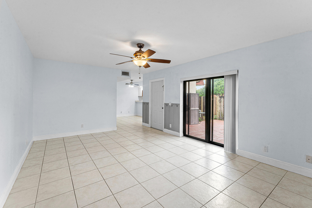 3754 Victoria Drive - Photo 7