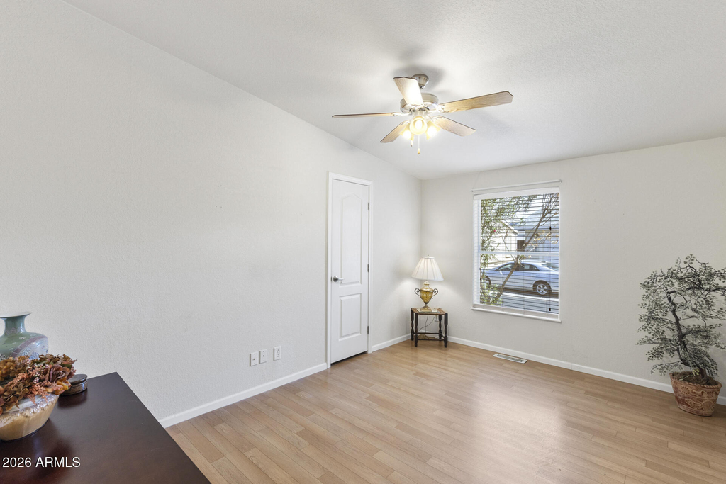 17200 W Bell Road - Photo 21