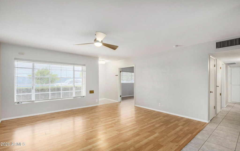 2608 E Highland Avenue - Photo 3