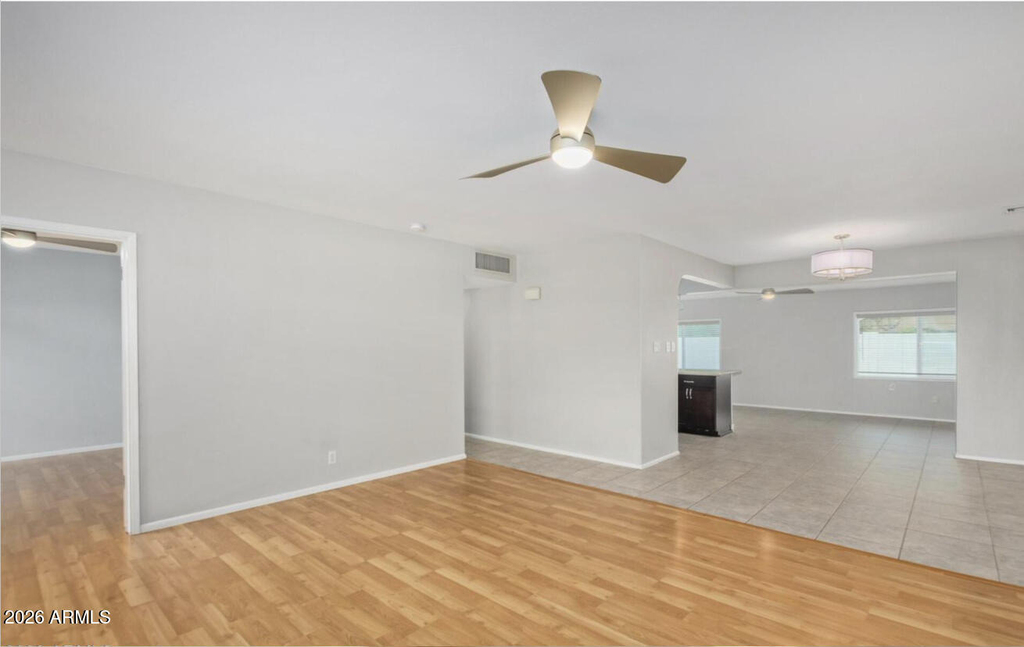2608 E Highland Avenue - Photo 2