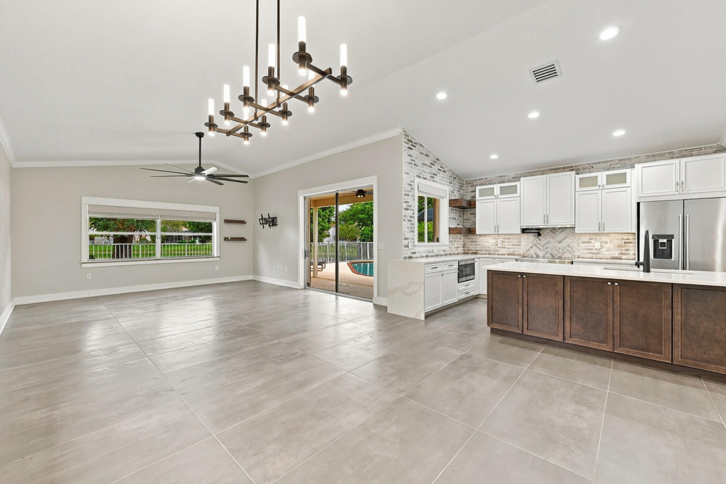 7505 Nw 65th Lane - Photo 12