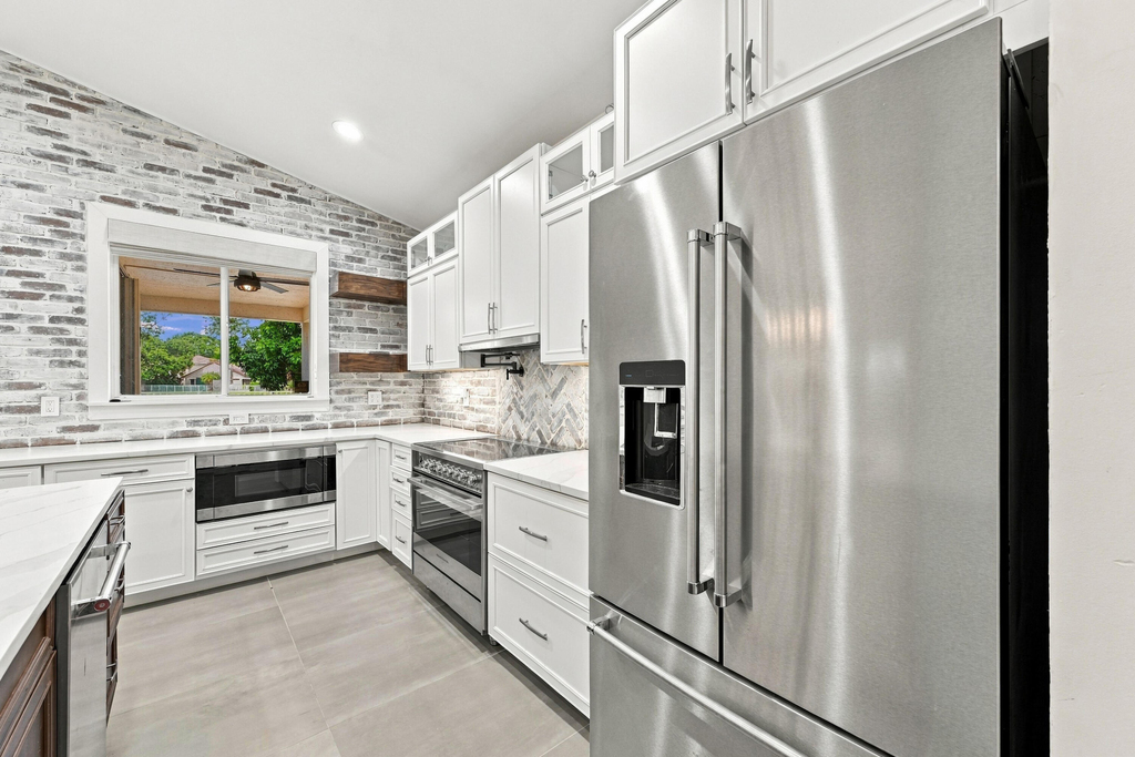 7505 Nw 65th Lane - Photo 11