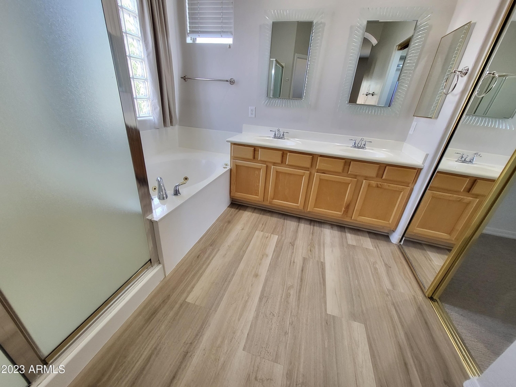 833 E Sheffield Avenue - Photo 33