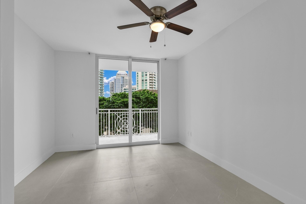 511 Se 5th Avenue - Photo 5