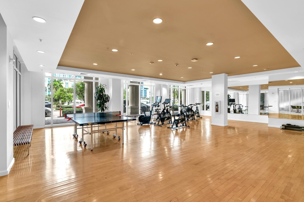 511 Se 5th Avenue - Photo 42