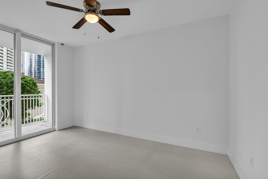 511 Se 5th Avenue - Photo 6