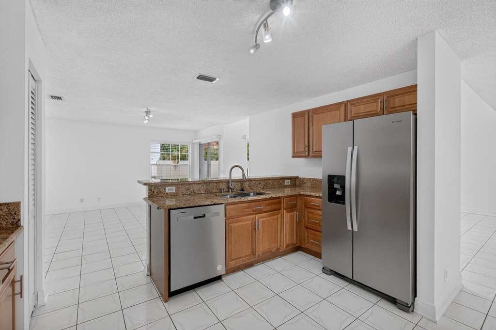 10621 Wheelhouse Circle - Photo 22