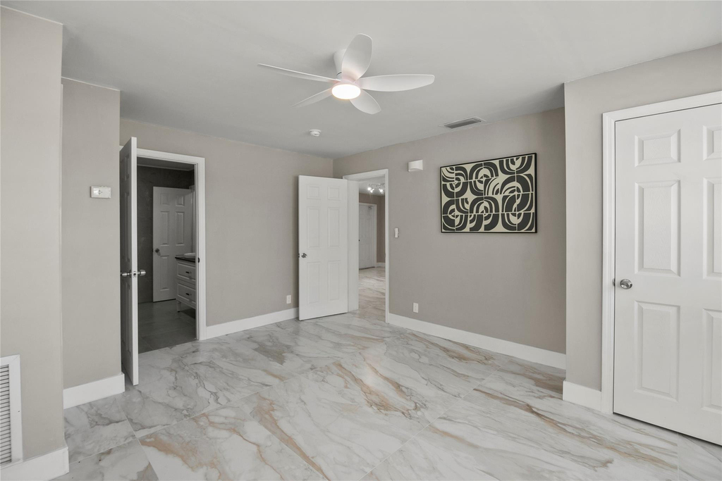 1010 Ne 24th Street - Photo 16