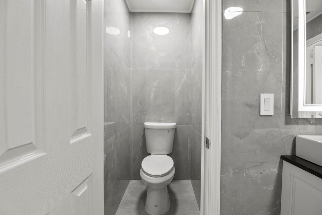 1010 Ne 24th Street - Photo 20
