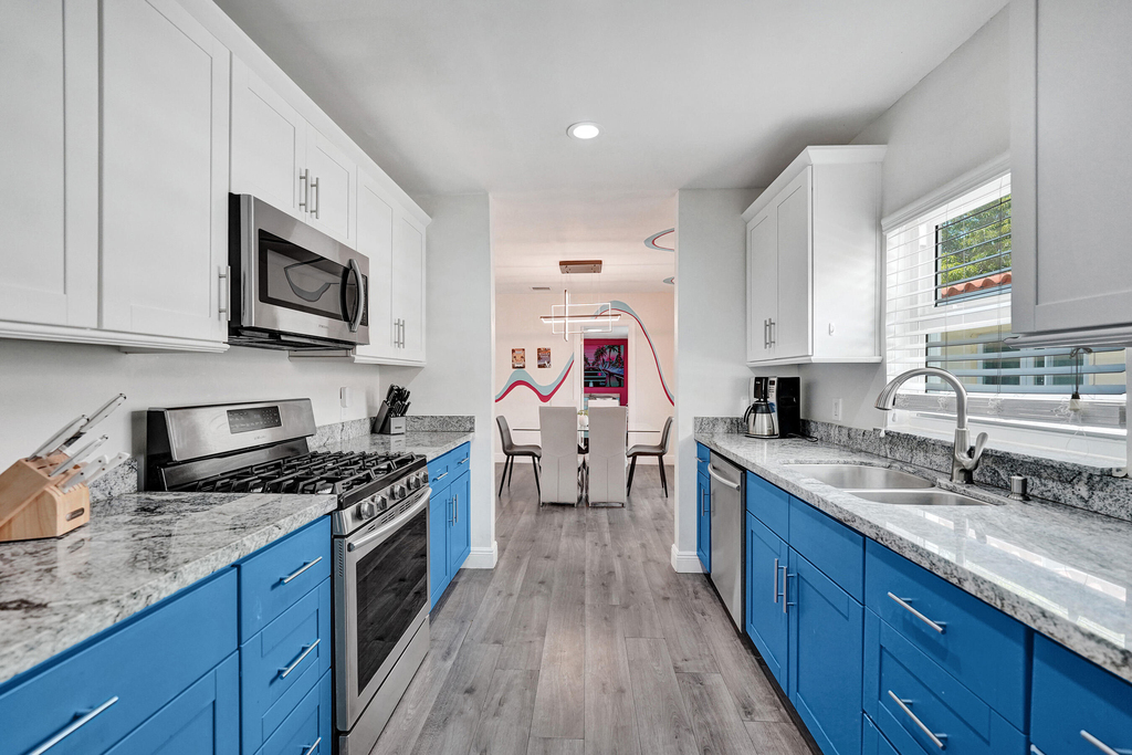 1535 Hollywood Boulevard - Photo 10