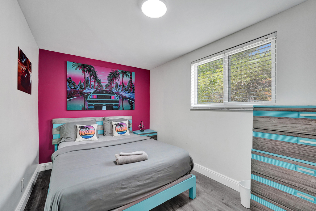 1535 Hollywood Boulevard - Photo 21