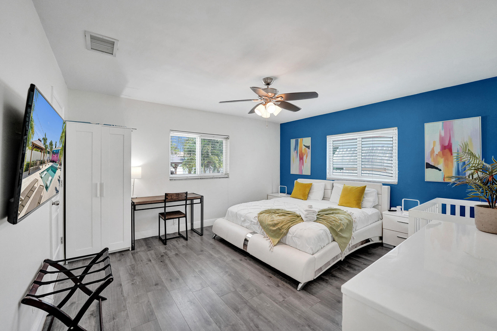 1535 Hollywood Boulevard - Photo 11
