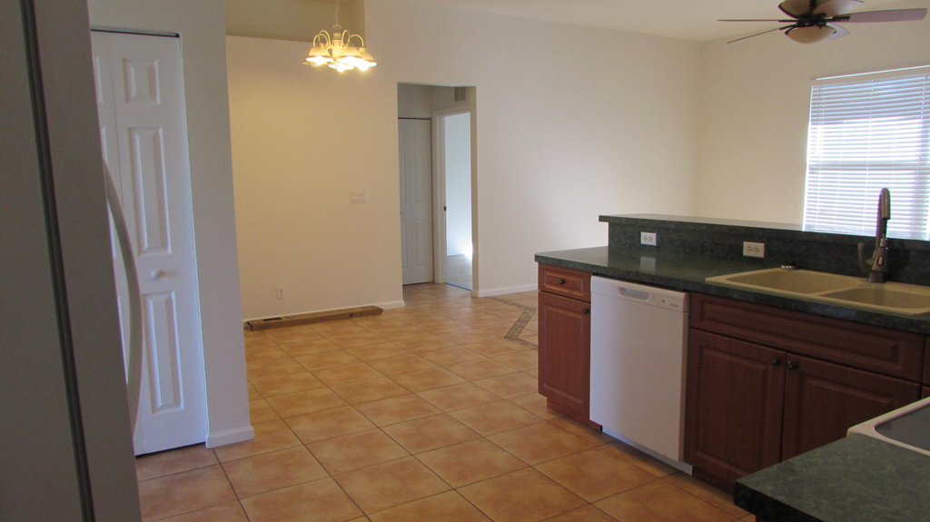 2311 Sw Susset Lane - Photo 12