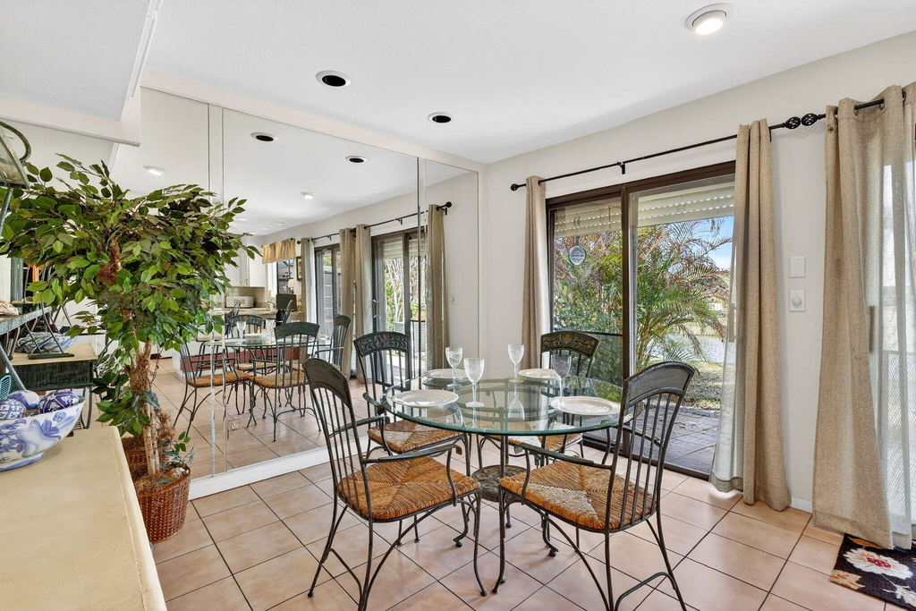 1431 Se Ashville Court - Photo 19