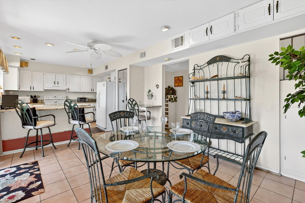 1431 Se Ashville Court - Photo 20