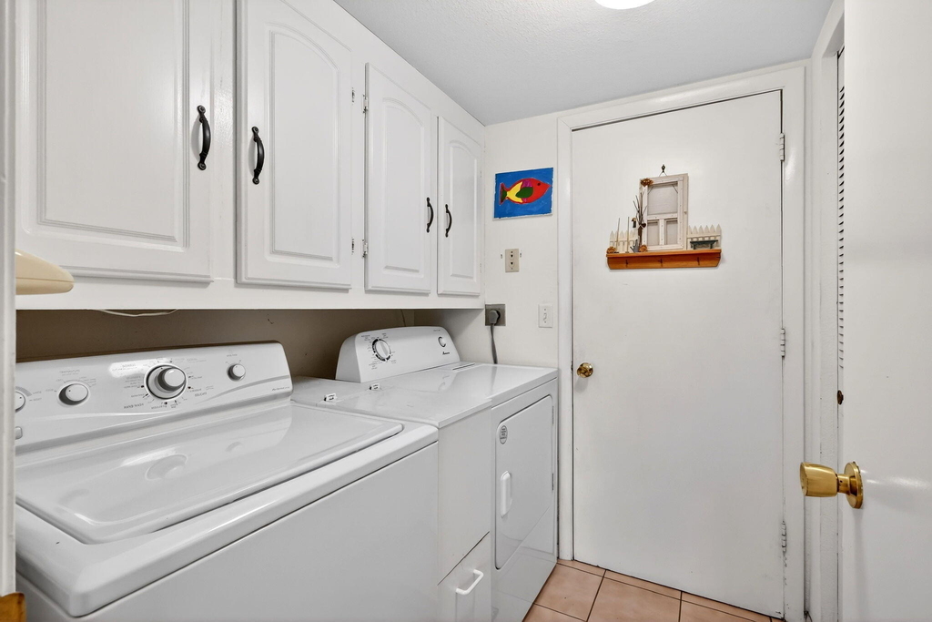 1431 Se Ashville Court - Photo 21