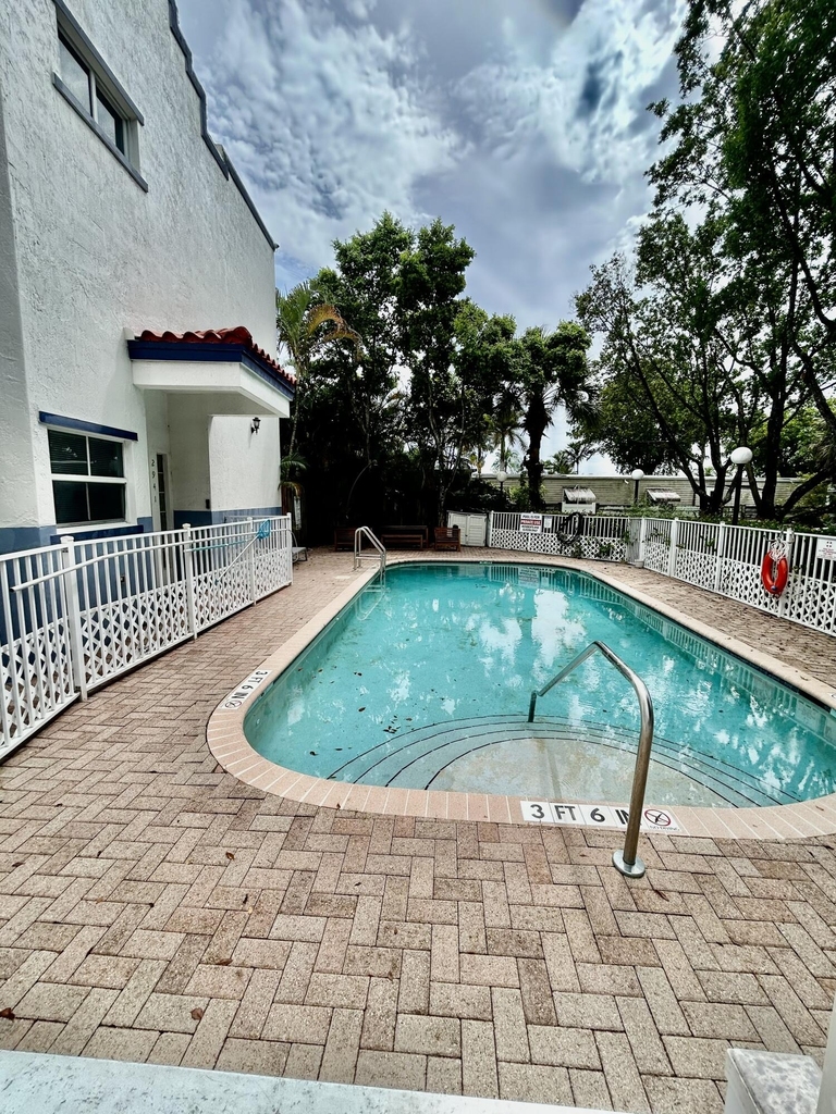 2931 Sw 18th Terrace - Photo 15