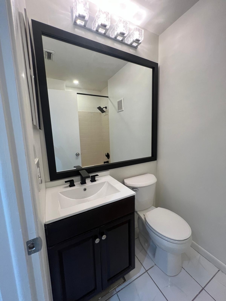 3294 Nw 104th Avenue - Photo 9