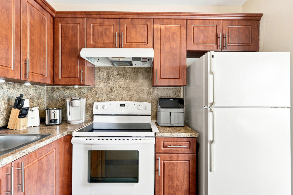 2920 Cynthia Lane - Photo 8