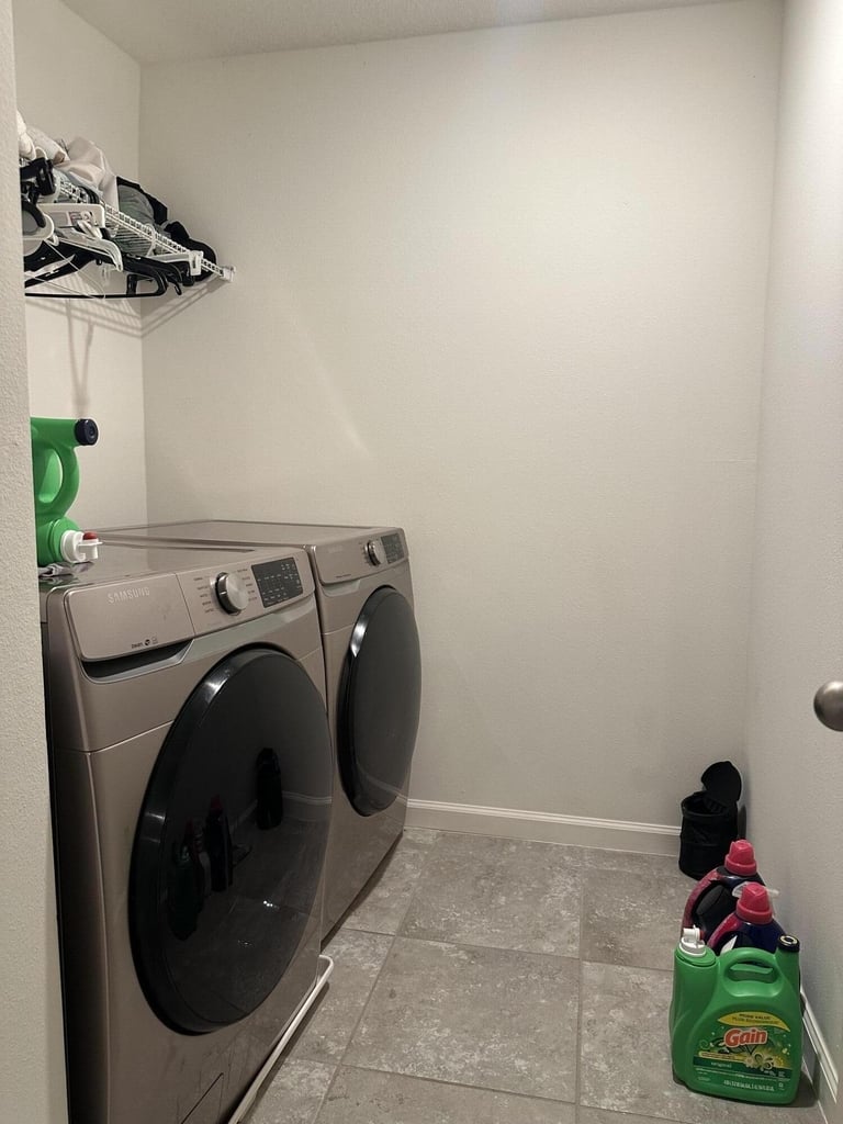 6140 Nw Regent Street - Photo 3