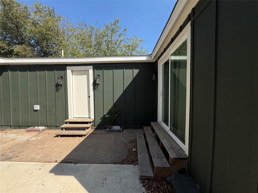 737 Nw 89th Street - Photo 17