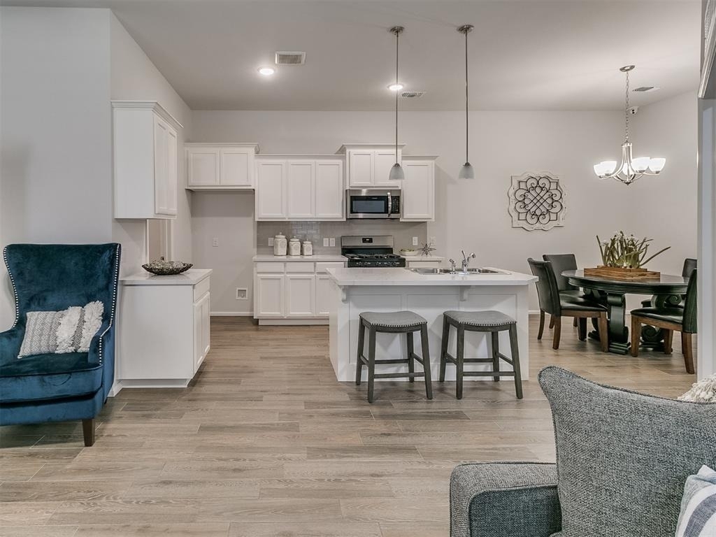 2408 Finesilver Lane - Photo 3