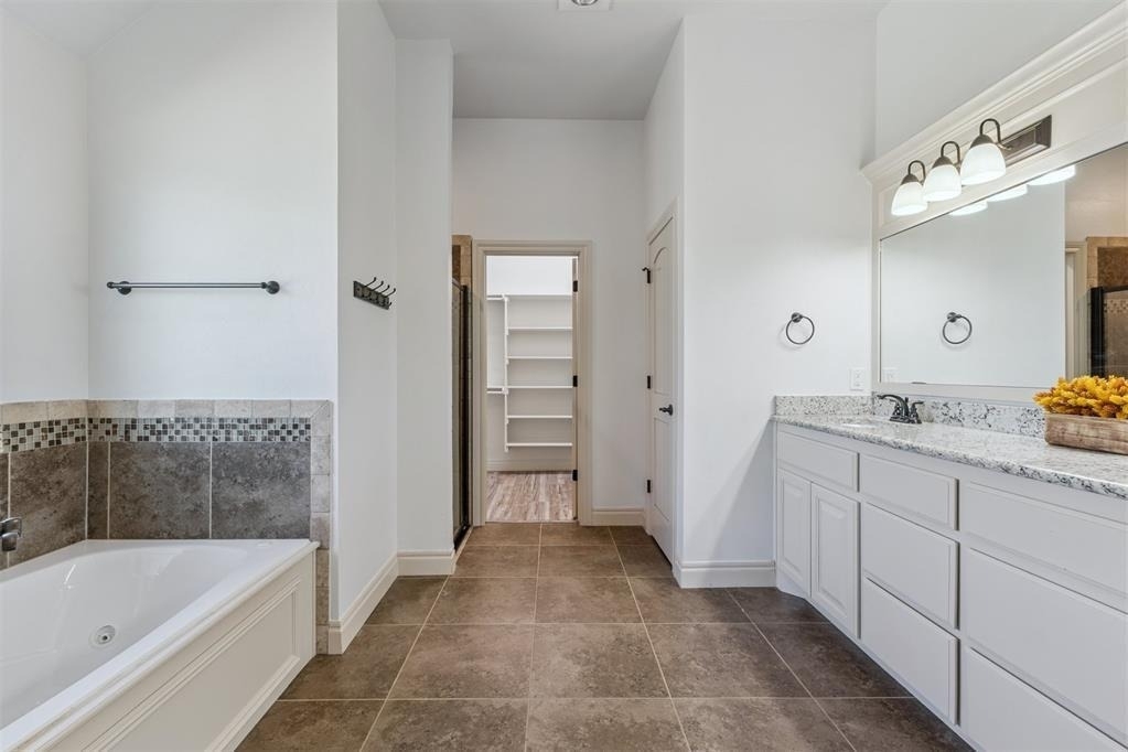 8421 126th Street - Photo 24