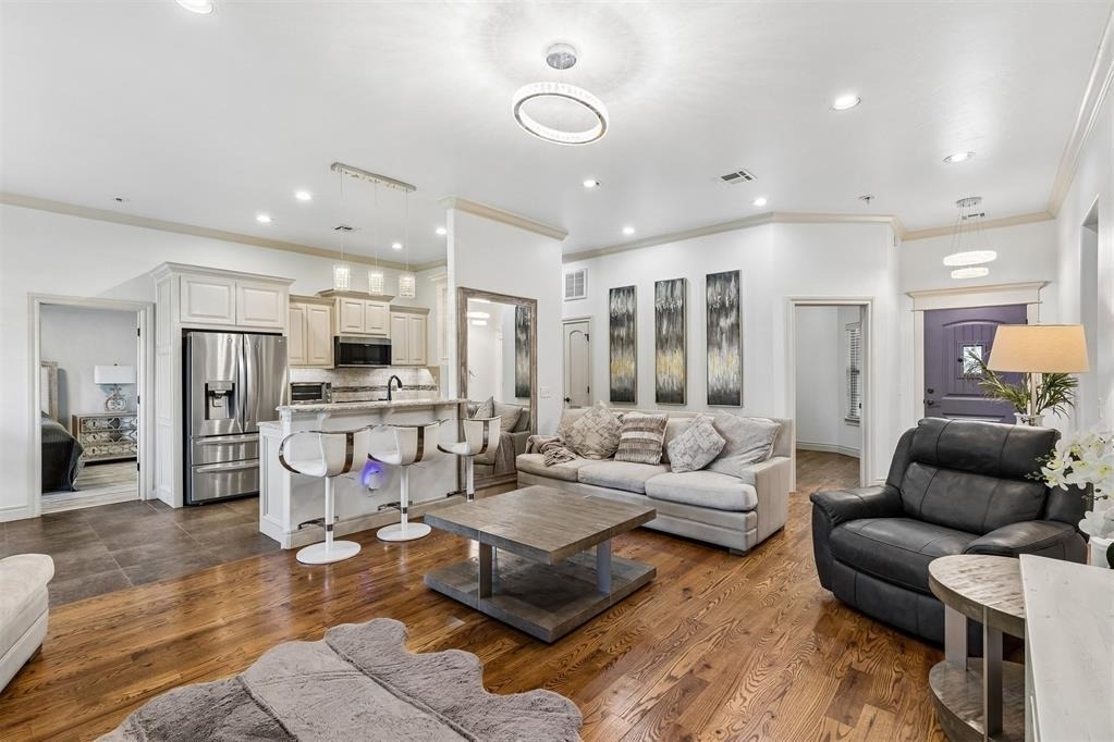 8421 126th Street - Photo 6