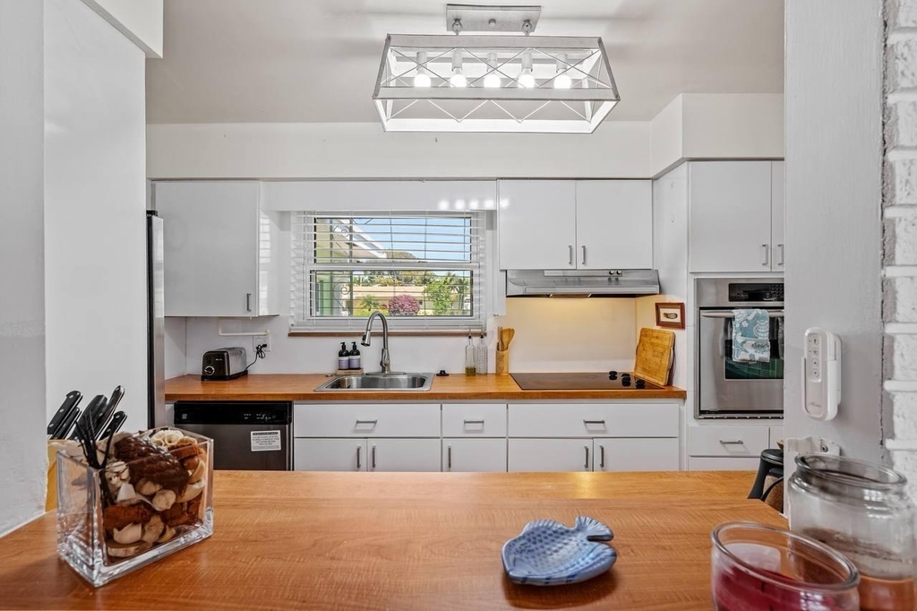 430 Ne 43rd Street - Photo 11