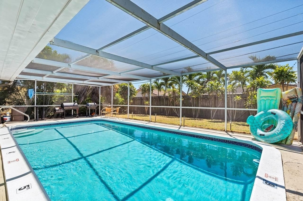 430 Ne 43rd Street - Photo 6