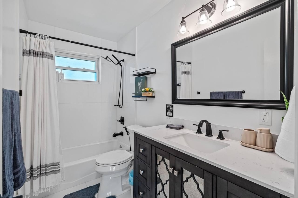 430 Ne 43rd Street - Photo 22