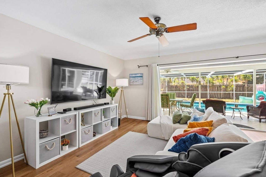 430 Ne 43rd Street - Photo 31