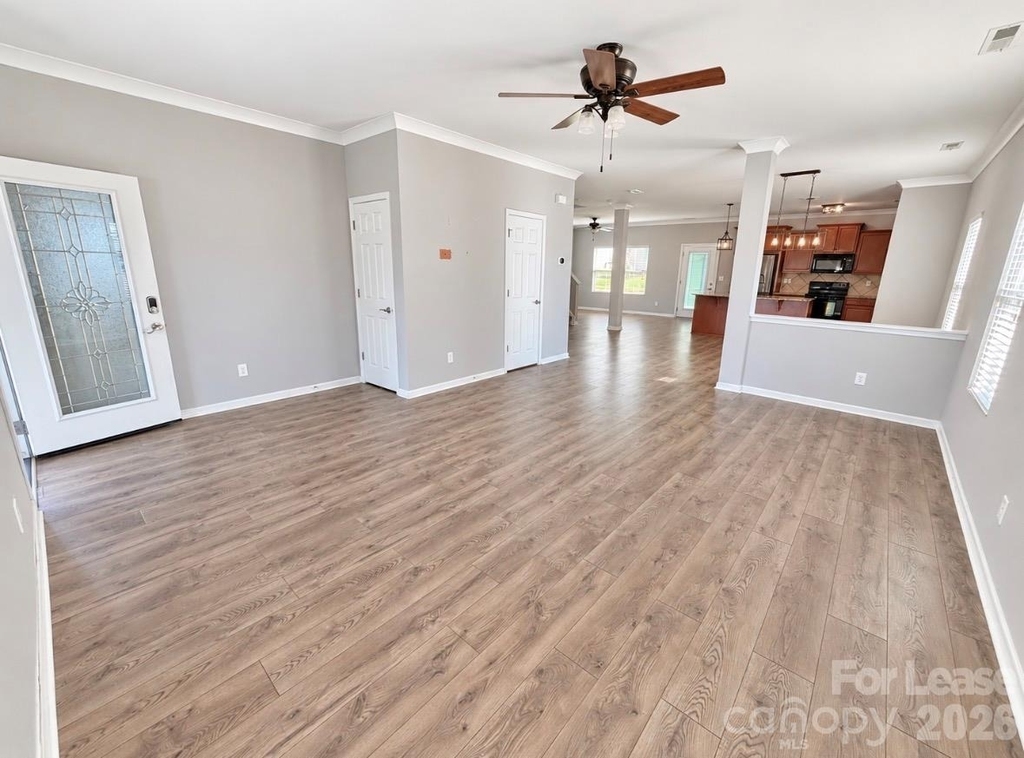133 Altondale Drive - Photo 4