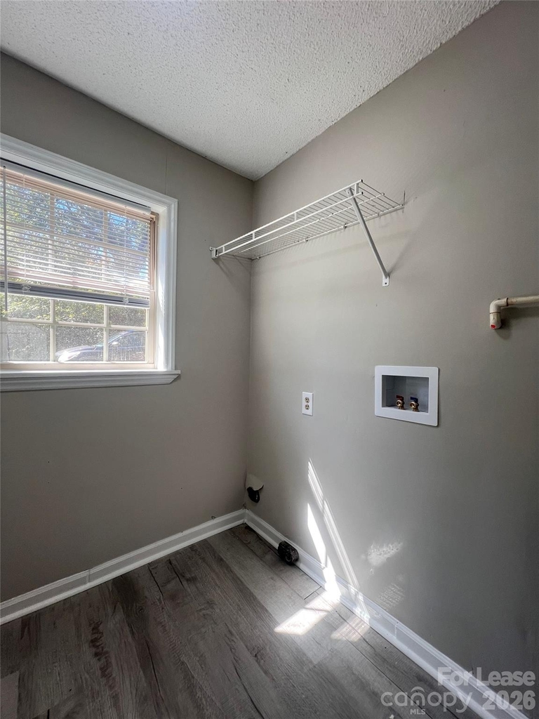 306 E Texas Avenue - Photo 12
