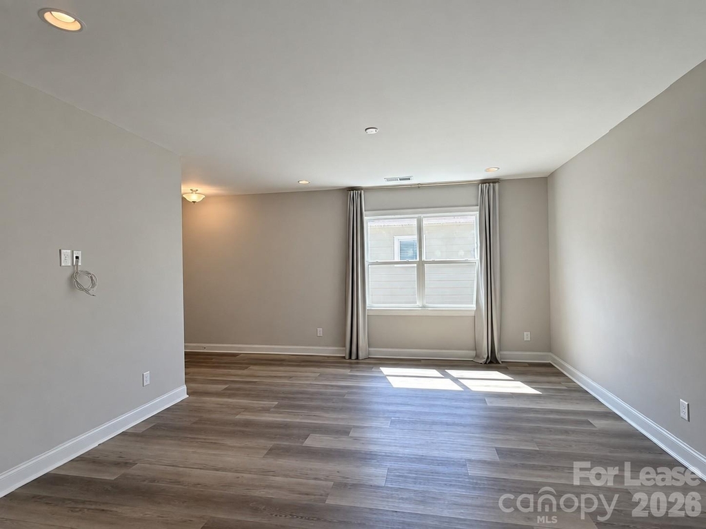 5968 Pier Drive - Photo 10