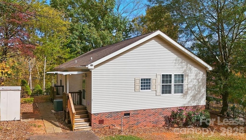 4247 Laurel Hill Road - Photo 1