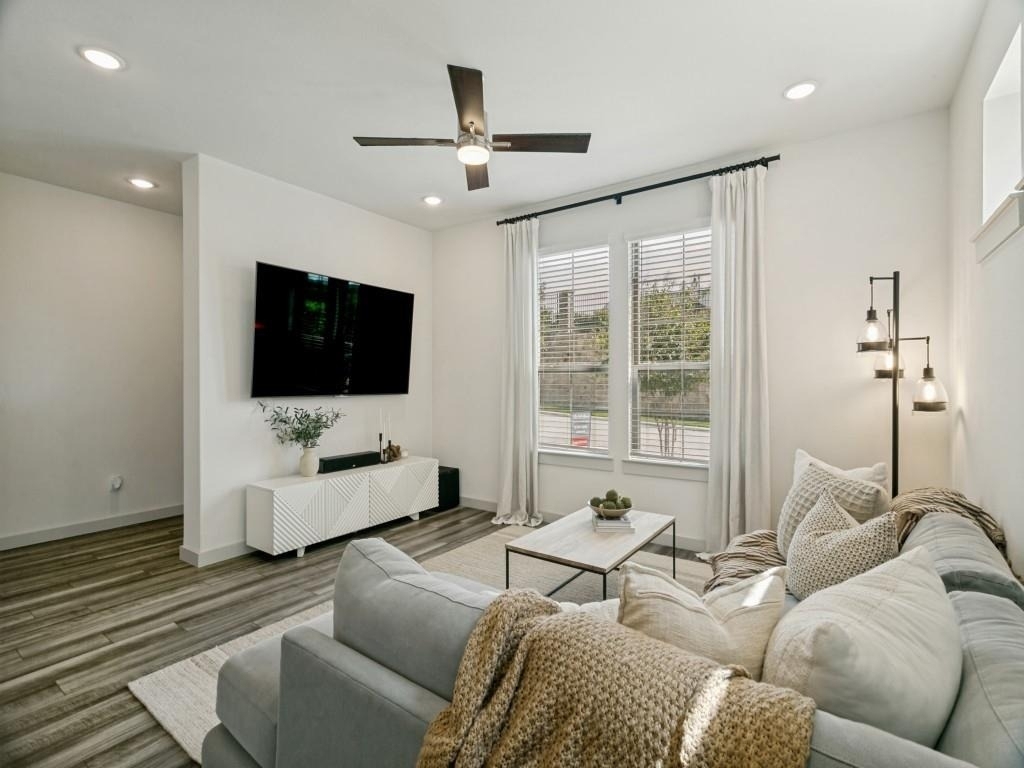 237 Mcconathy Way - Photo 3