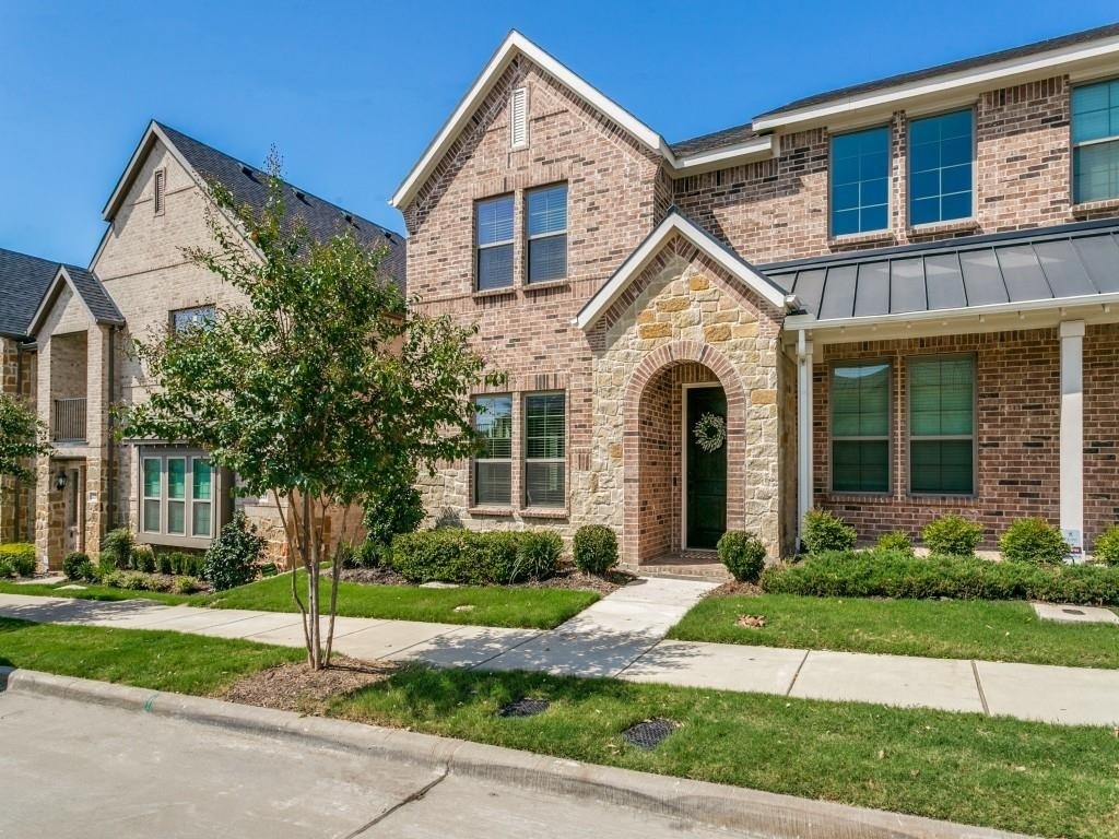 237 Mcconathy Way - Photo 0