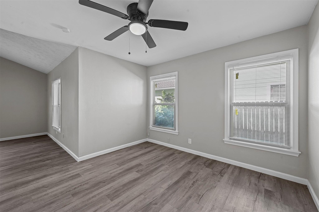 3677 Rockdale Drive - Photo 15