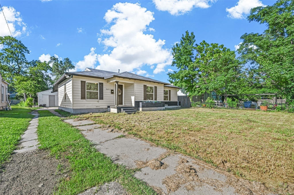 3677 Rockdale Drive - Photo 1