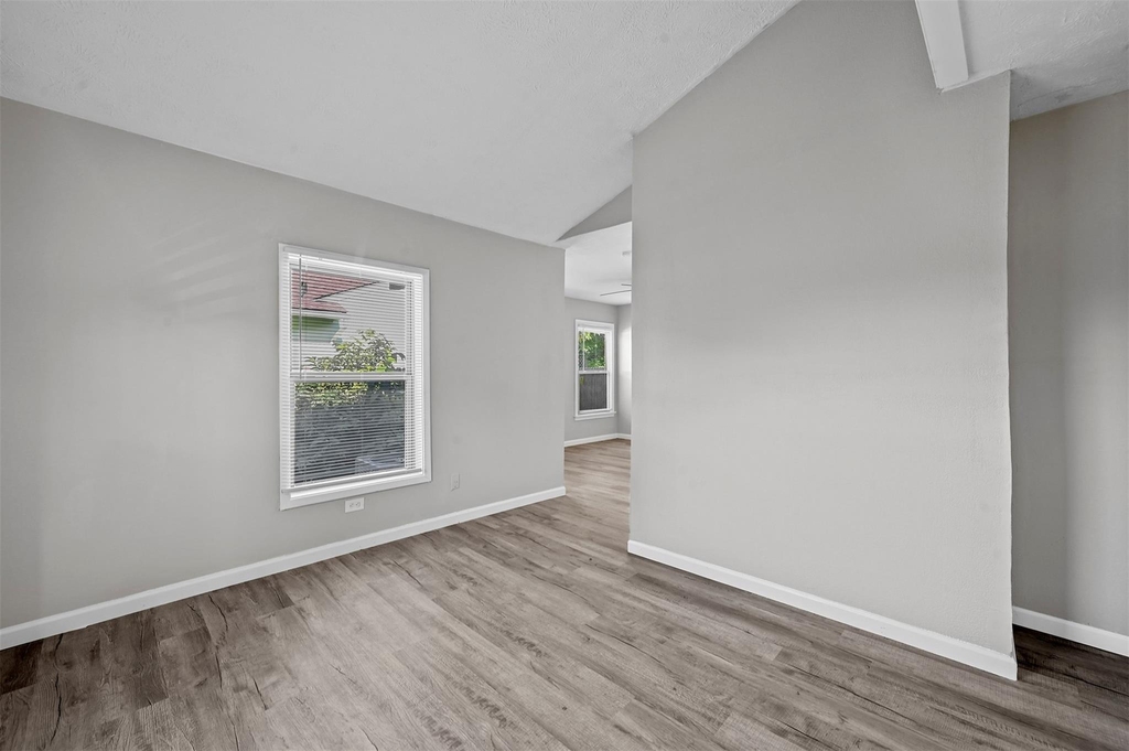 3677 Rockdale Drive - Photo 16