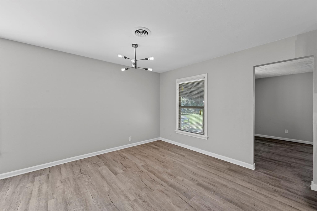 3677 Rockdale Drive - Photo 5