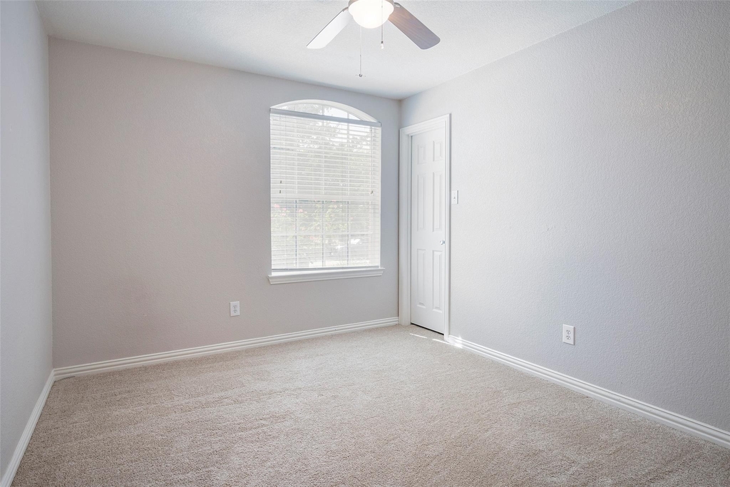 2728 Enchanted Eve Drive - Photo 20
