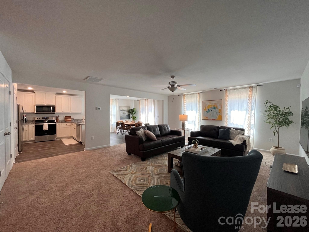 557 Belcaro Drive - Photo 3