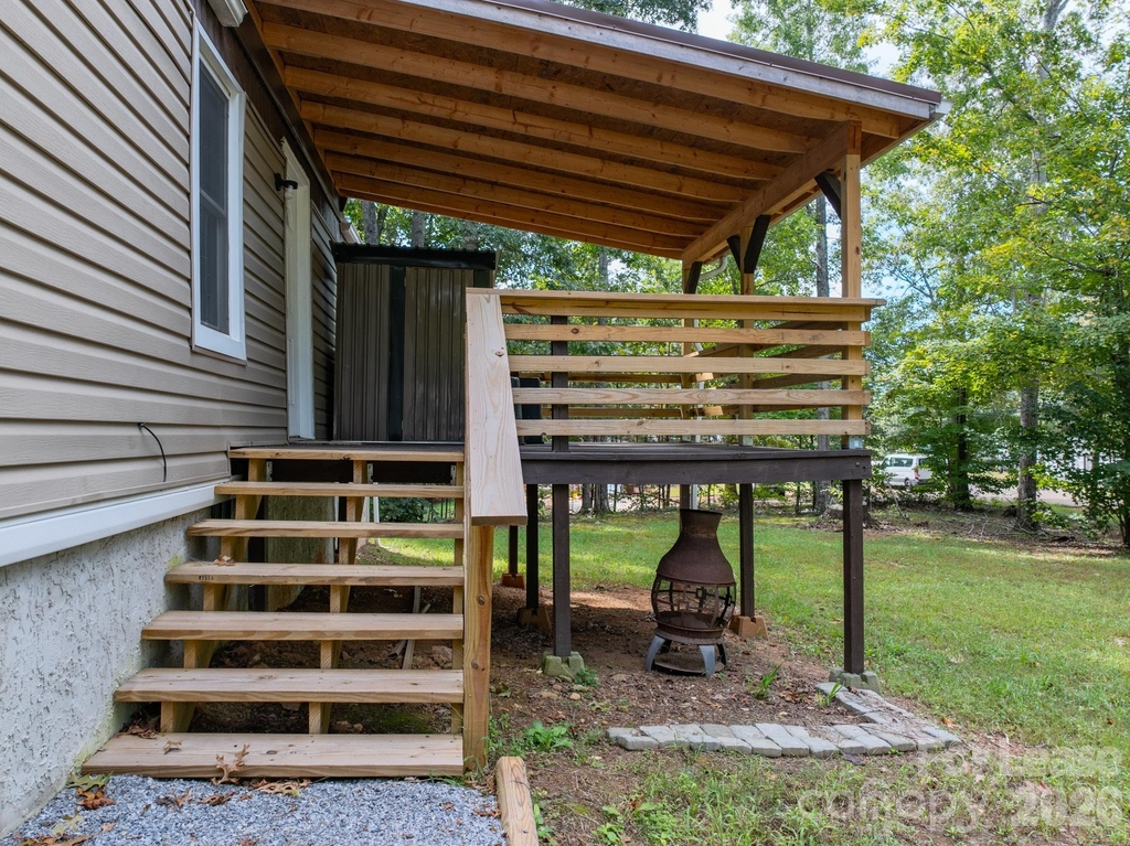 9 Red Oak Drive - Photo 18