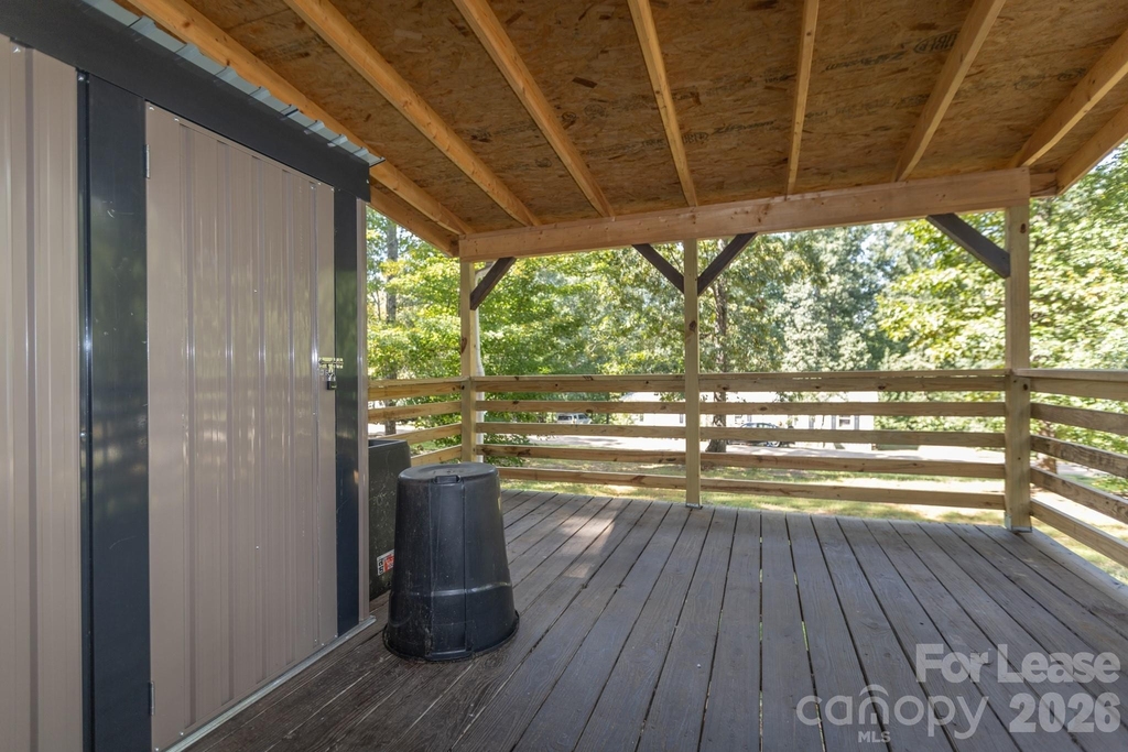 9 Red Oak Drive - Photo 14